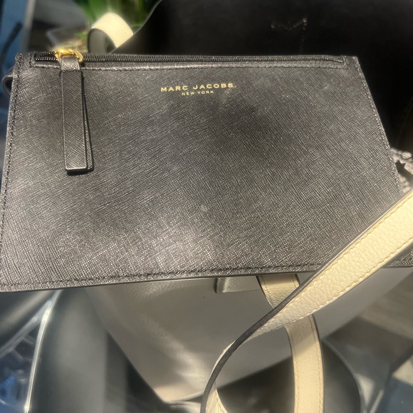 Gold signature marc Jakobs white leather tote bag - Picture 4 of 6